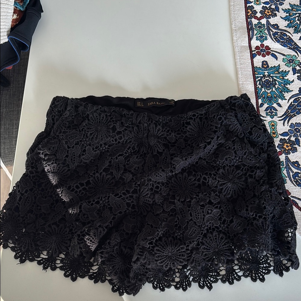 Zara Women’s Black Lace Shorts